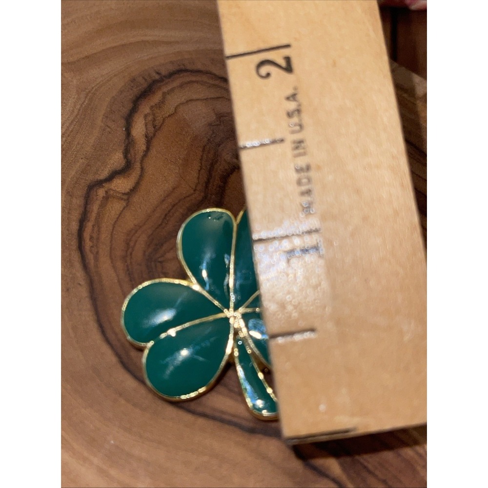 Vintage SFJ Green Enamel Gold Tone Shamrock Irish Pin Brooch Gaelic Europe - Picture 5 of 5